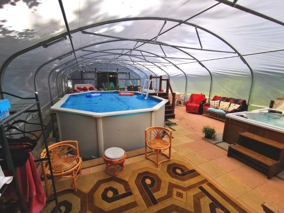Country Side Haven Two Double Ensuite Bedrooms Couples Exclusive Rate Offered Saint-Michel-de-Montjoie Ngoại thất bức ảnh